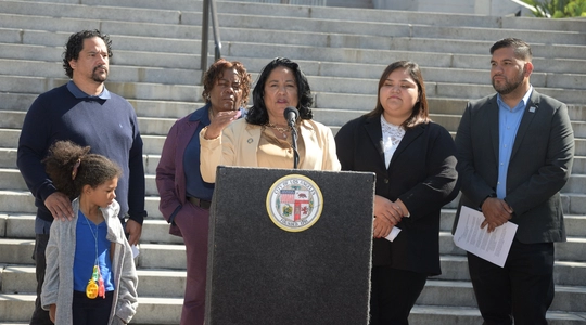 CW Hutt at Cashless Presser 